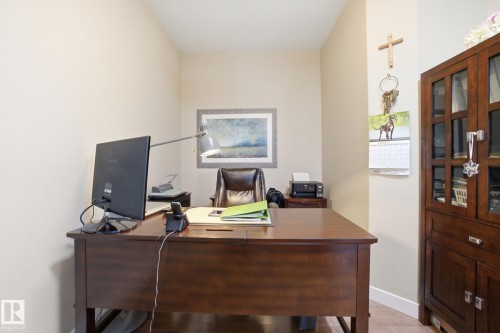 16 3090 Cameron Heights Way, Edmonton, AB - Indoor Photo Showing Office