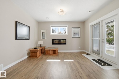16 3090 Cameron Heights Way, Edmonton, AB - Indoor With Fireplace