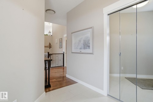 16 3090 Cameron Heights Way, Edmonton, AB - Indoor