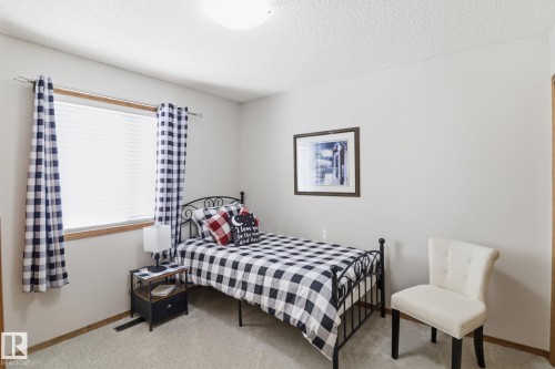 5 Richelieu Place, Beaumont, AB - Indoor Photo Showing Bedroom