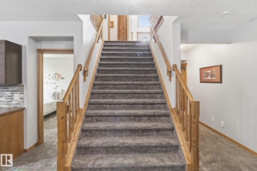 5 Richelieu Place, Beaumont, AB - Indoor Photo Showing Other Room