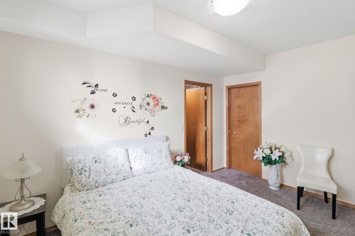 5 Richelieu Place, Beaumont, AB - Indoor Photo Showing Bedroom