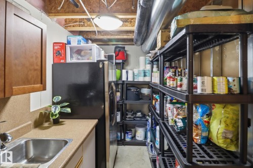 5 Richelieu Place, Beaumont, AB - Indoor