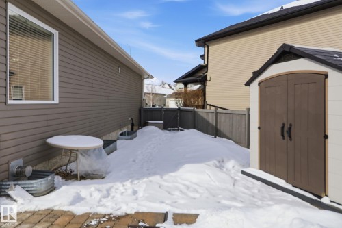 5 Richelieu Place, Beaumont, AB - Outdoor With Exterior