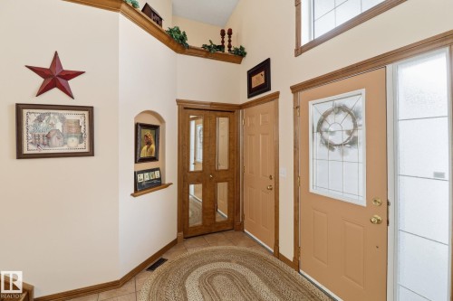 5 Richelieu Place, Beaumont, AB - Indoor Photo Showing Other Room