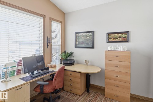 5 Richelieu Place, Beaumont, AB - Indoor Photo Showing Office