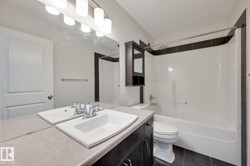59 Harvest Ridge Drive, Spruce Grove, AB - Indoor Photo Showing Bathroom