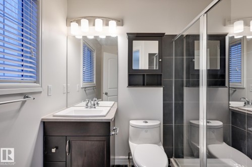 59 Harvest Ridge Drive, Spruce Grove, AB - Indoor Photo Showing Bathroom
