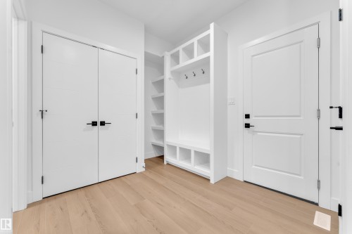 211 Basin Court, Leduc, AB - Indoor Photo Showing Other Room