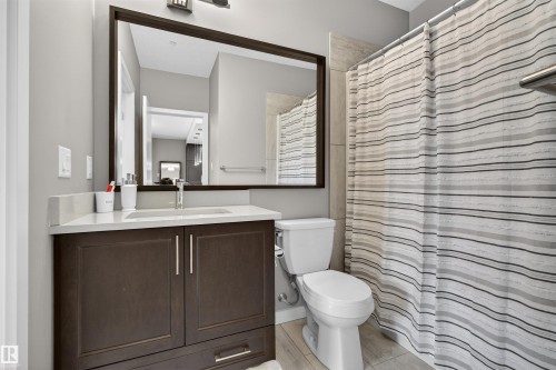 238 1154 Adamson Drive, Edmonton, AB - Indoor Photo Showing Bathroom