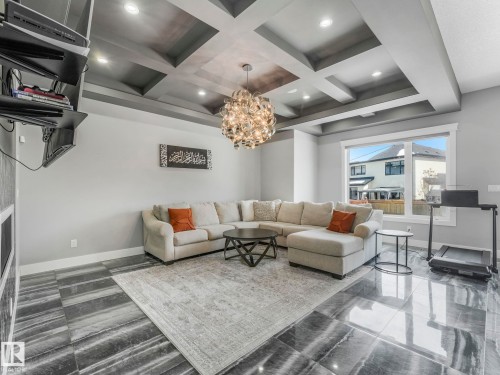 1012 148 Avenue, Edmonton, AB - Indoor Photo Showing Living Room