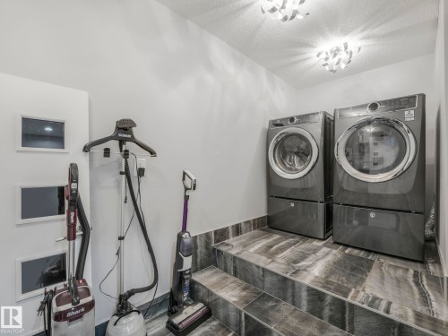1012 148 Avenue, Edmonton, AB - Indoor Photo Showing Laundry Room