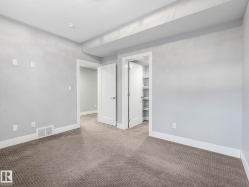 1012 148 Avenue, Edmonton, AB - Indoor Photo Showing Other Room