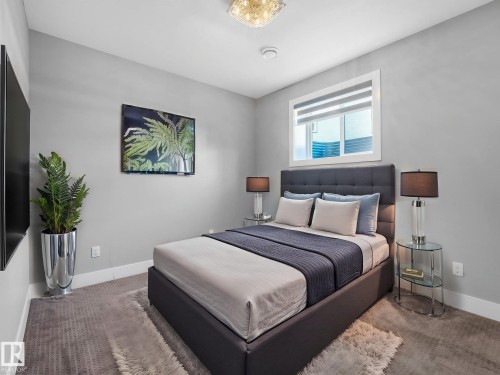 1012 148 Avenue, Edmonton, AB - Indoor Photo Showing Bedroom