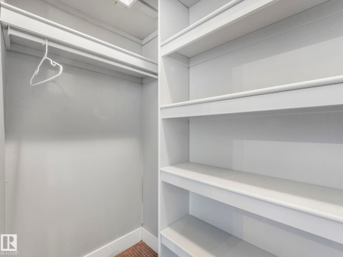 1012 148 Avenue, Edmonton, AB - Indoor Photo Showing Other Room