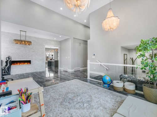 1012 148 Avenue, Edmonton, AB - Indoor