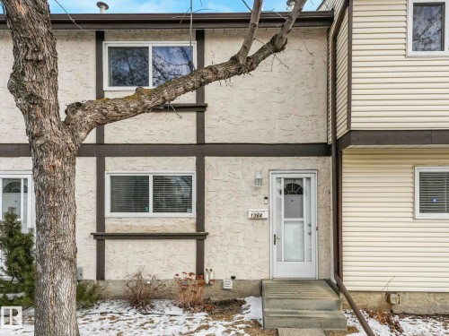 1364 LAKEWOOD Road W  Edmonton, AB T6K 3P2