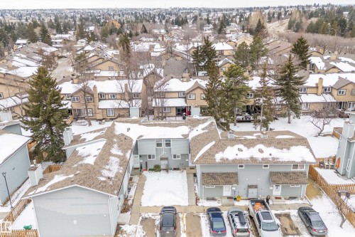 9 4403 Riverbend Road, Edmonton, AB - Outdoor