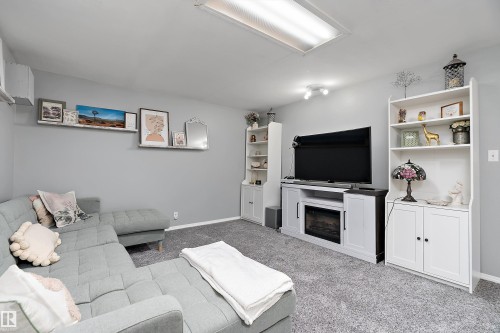 49 Heatherglen Crescent, Spruce Grove, AB - Indoor