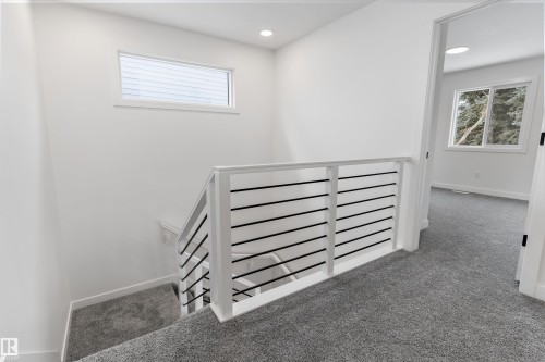 4236 208 Street, Edmonton, AB - Indoor Photo Showing Other Room