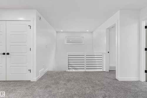 4236 208 Street, Edmonton, AB - Indoor Photo Showing Other Room