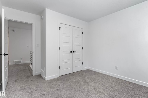 4236 208 Street, Edmonton, AB - Indoor Photo Showing Other Room