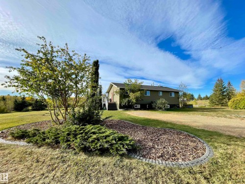 2401 TWP ROAD 524  Rural Parkland County, AB T7Y 2K8