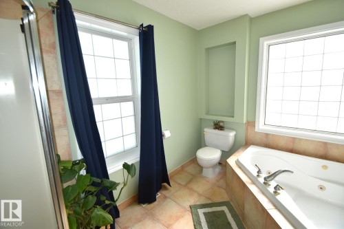 4604 4A Street, Boyle, AB - Indoor Photo Showing Bathroom