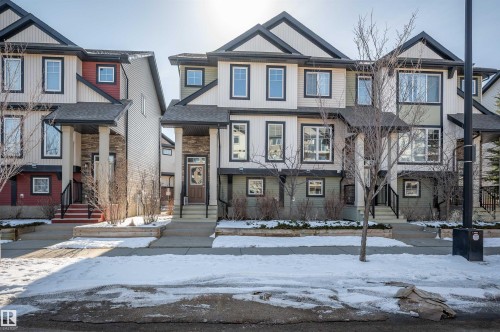 1768 CUNNINGHAM Way  Edmonton, AB T6W 2J5