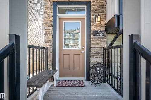 1768 Cunningham Way, Edmonton, AB - Outdoor With Exterior