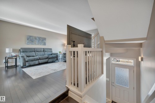 1768 Cunningham Way, Edmonton, AB - Indoor