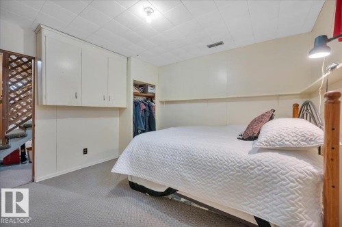 7934 81 Avenue, Edmonton, AB - Indoor Photo Showing Bedroom