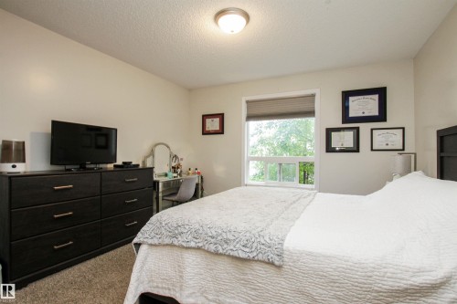 7208 7327 South Terwillegar Drive, Edmonton, AB - Indoor Photo Showing Bedroom