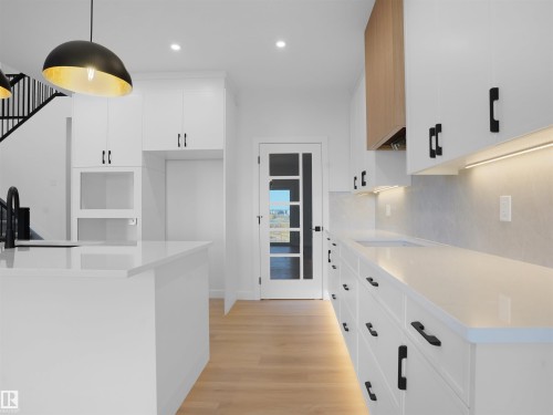 1441 Osprey Crest, Edmonton, AB - Indoor