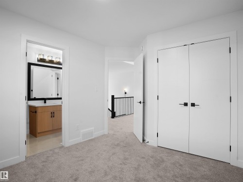 1441 Osprey Crest, Edmonton, AB - Indoor Photo Showing Other Room