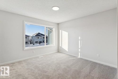 318 26 Street, Edmonton, AB - Indoor