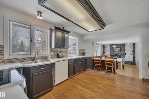 4318 43 Avenue, Leduc, AB - Indoor Photo Showing Kitchen With Double Sink