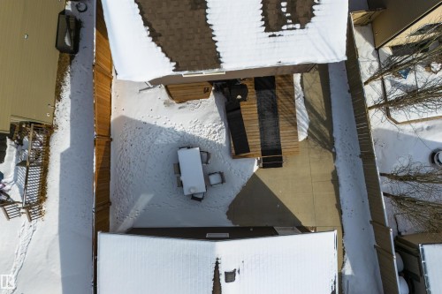 8333 Ellis Crescent, Edmonton, AB - Outdoor