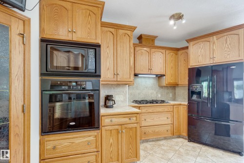 602 Pheasant Close, Rural Camrose County, AB - Indoor Photo Showing Kitchen