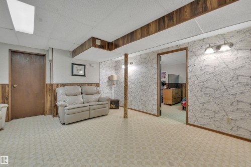 31 Camelot Crescent, Leduc, AB - Indoor