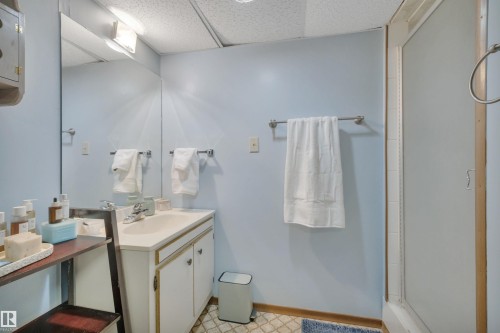 31 Camelot Crescent, Leduc, AB - Indoor Photo Showing Bathroom