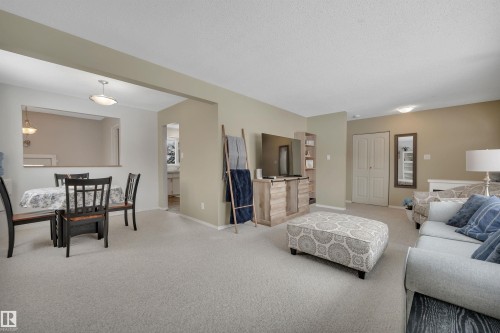 31 Camelot Crescent, Leduc, AB - Indoor Photo Showing Living Room