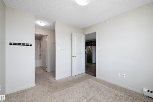 414 5404 7 Ave, Edmonton, AB - Indoor Photo Showing Other Room