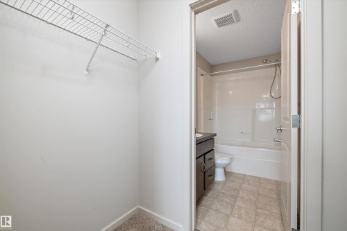 414 5404 7 Ave, Edmonton, AB - Indoor Photo Showing Bathroom