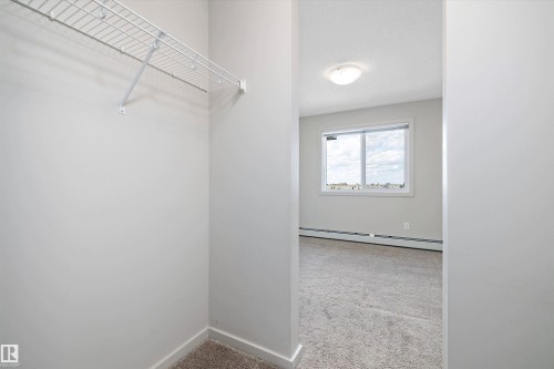 414 5404 7 Ave, Edmonton, AB - Indoor With Storage