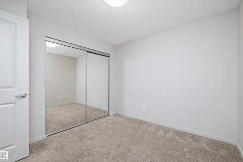 414 5404 7 Ave, Edmonton, AB - Indoor Photo Showing Other Room