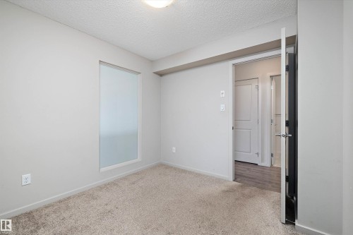 414 5404 7 Ave, Edmonton, AB - Indoor Photo Showing Other Room