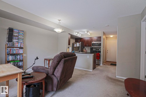 110 3207 James Mowatt Trail, Edmonton, AB - Indoor