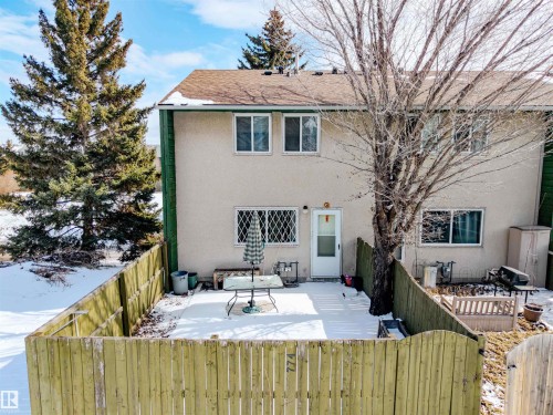774 Abbottsfield Road Nw, Edmonton, AB - Outdoor
