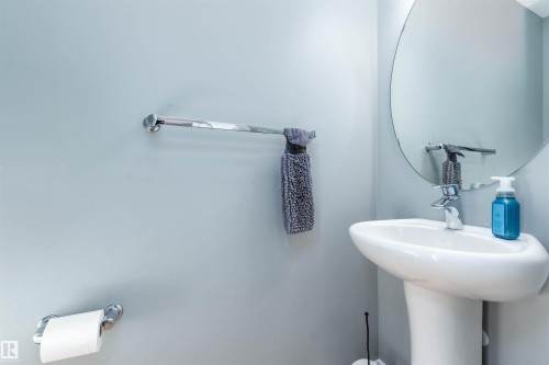 38 20 Augustine Crescent, Sherwood Park, AB - Indoor Photo Showing Bathroom